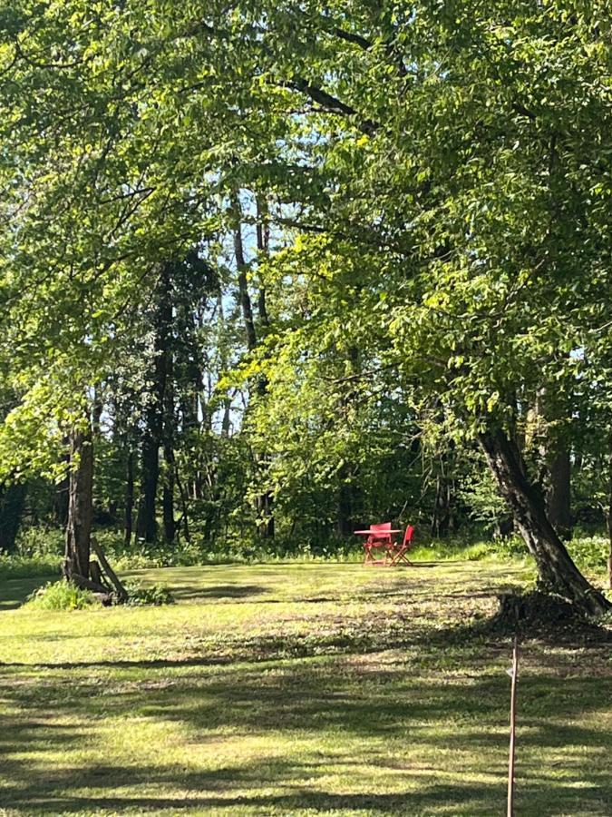 Appartamento Nature Et Calme La Chapelle-Saint-Sauveur  Esterno foto